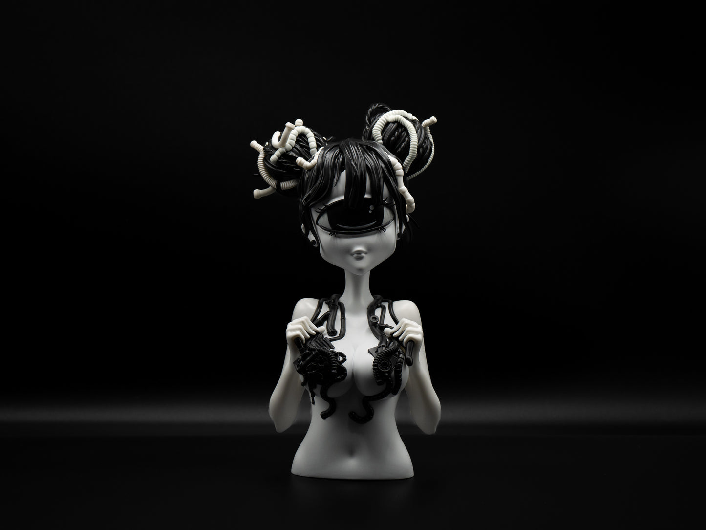 ZAIRA Cylalume GID Edition by Distortedd (Martian Toys Exclusive)