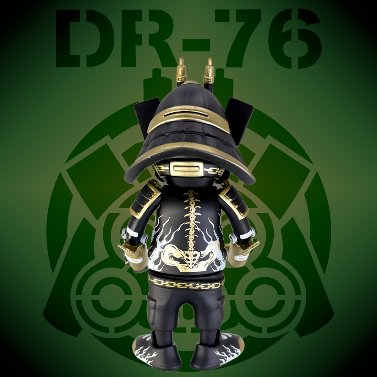 DR76 by Dragon76 x Martian Toys