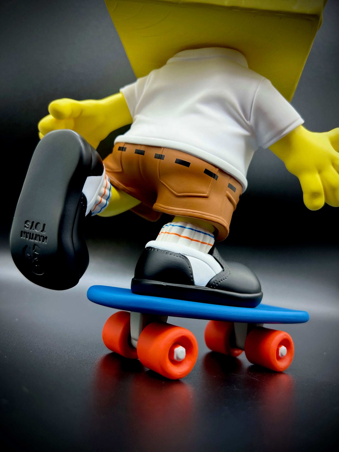 Blockhead by Bob Dob x Martian Toys