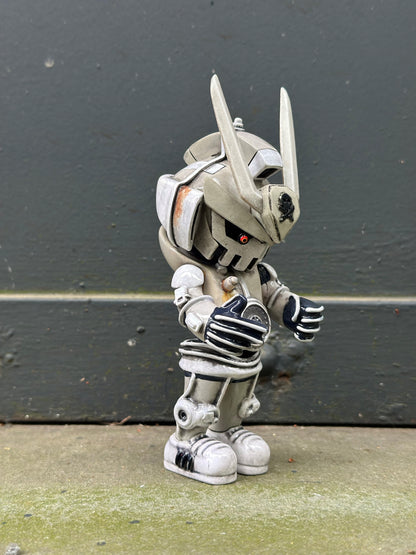 teK-3PO - Shadow Empire Series by Quiccs x Martian Toys