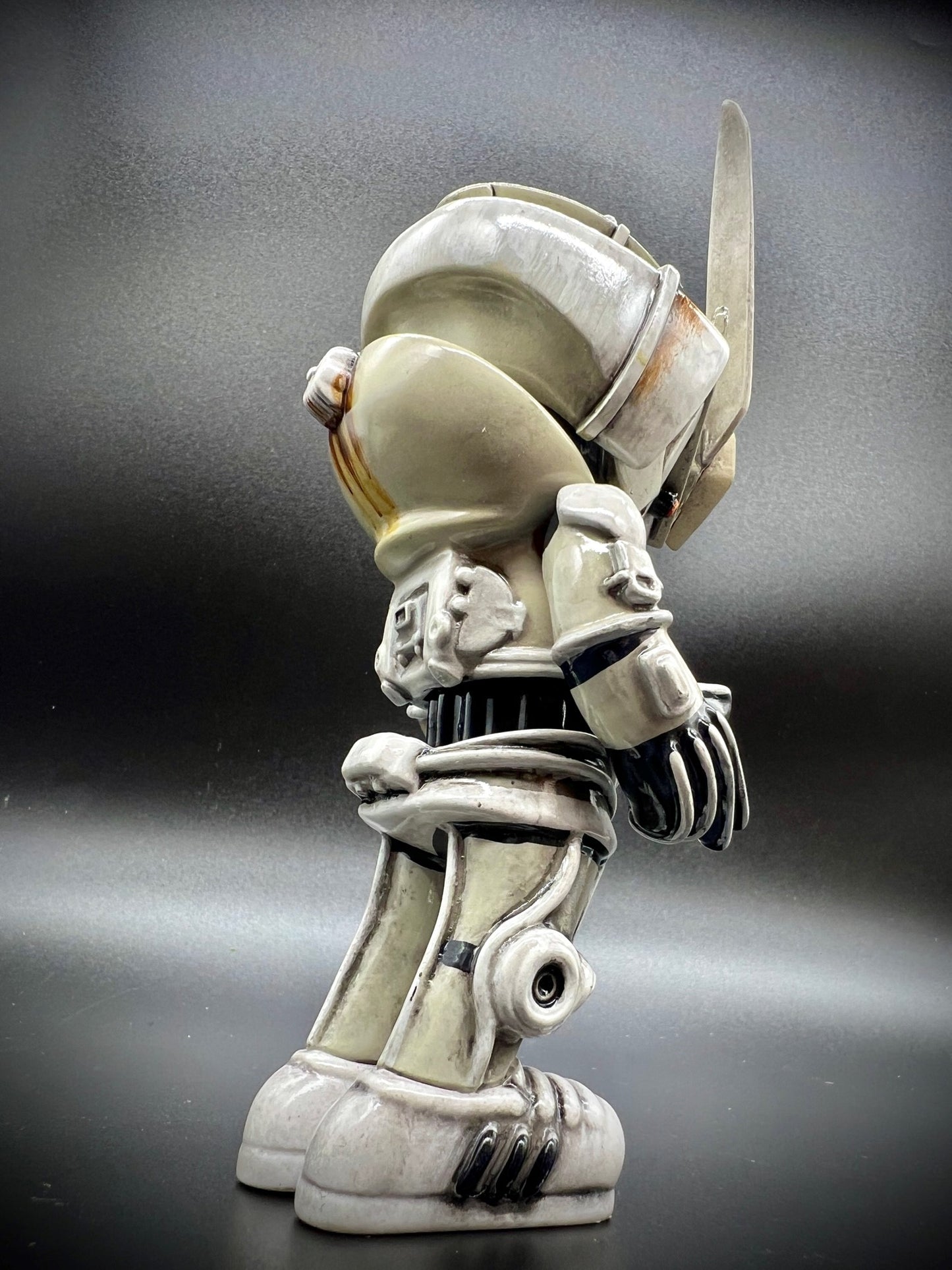 teK-3PO - Shadow Empire Series by Quiccs x Martian Toys