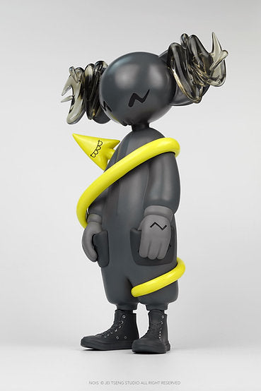 NOIS 1:8 by JT Studio