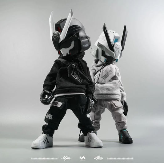 1:8 TEQ63 ACTION FIGURES 8" 2GO Series #1 OG Black + Ghost White by JT Studio x Quiccs