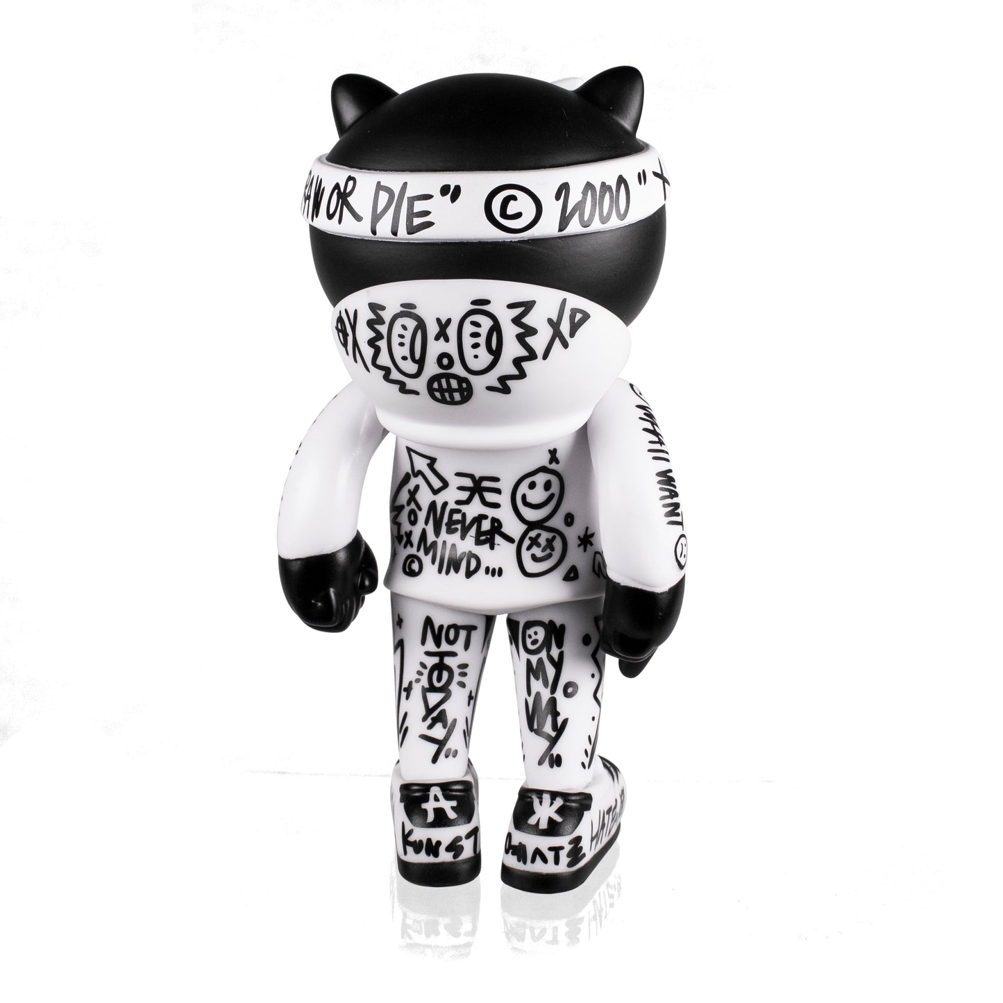Kuncat No Way Out Ed. by Sakun x Martian Toys