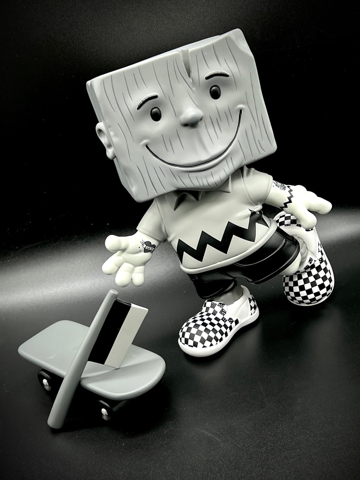 Blockhead by Bob Dob x Martian Toys