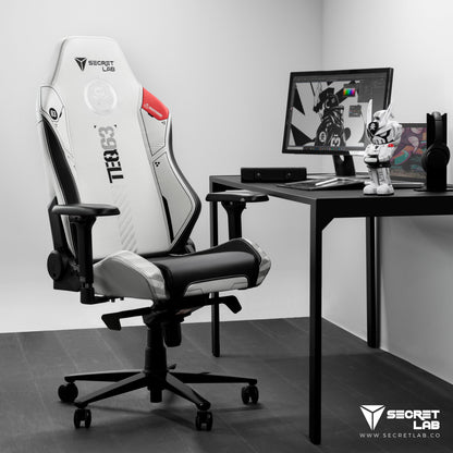 Secretlab MEGATEQ 12"  by  Secretlab x Quiccs x Martian Toys