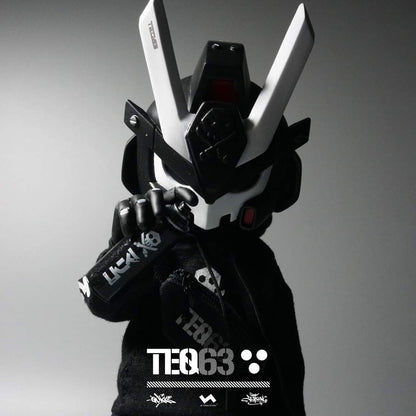1:8 TEQ63 ACTION FIGURES 8" 2GO Series #1 OG Black + Ghost White by JT Studio x Quiccs