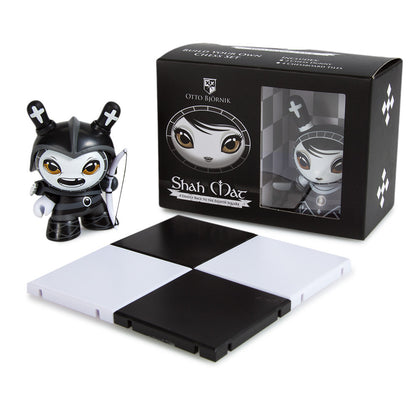 Dunny: Shah Mat Chess Series 2pc Blind Box