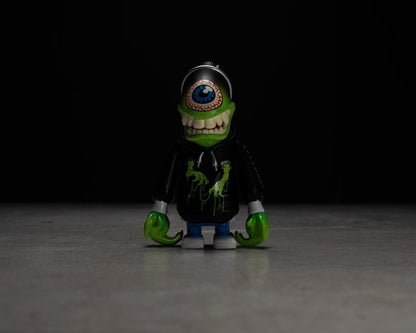 Cyclops Can by Pitch Grim x Mad Toy Design x Martian Toys